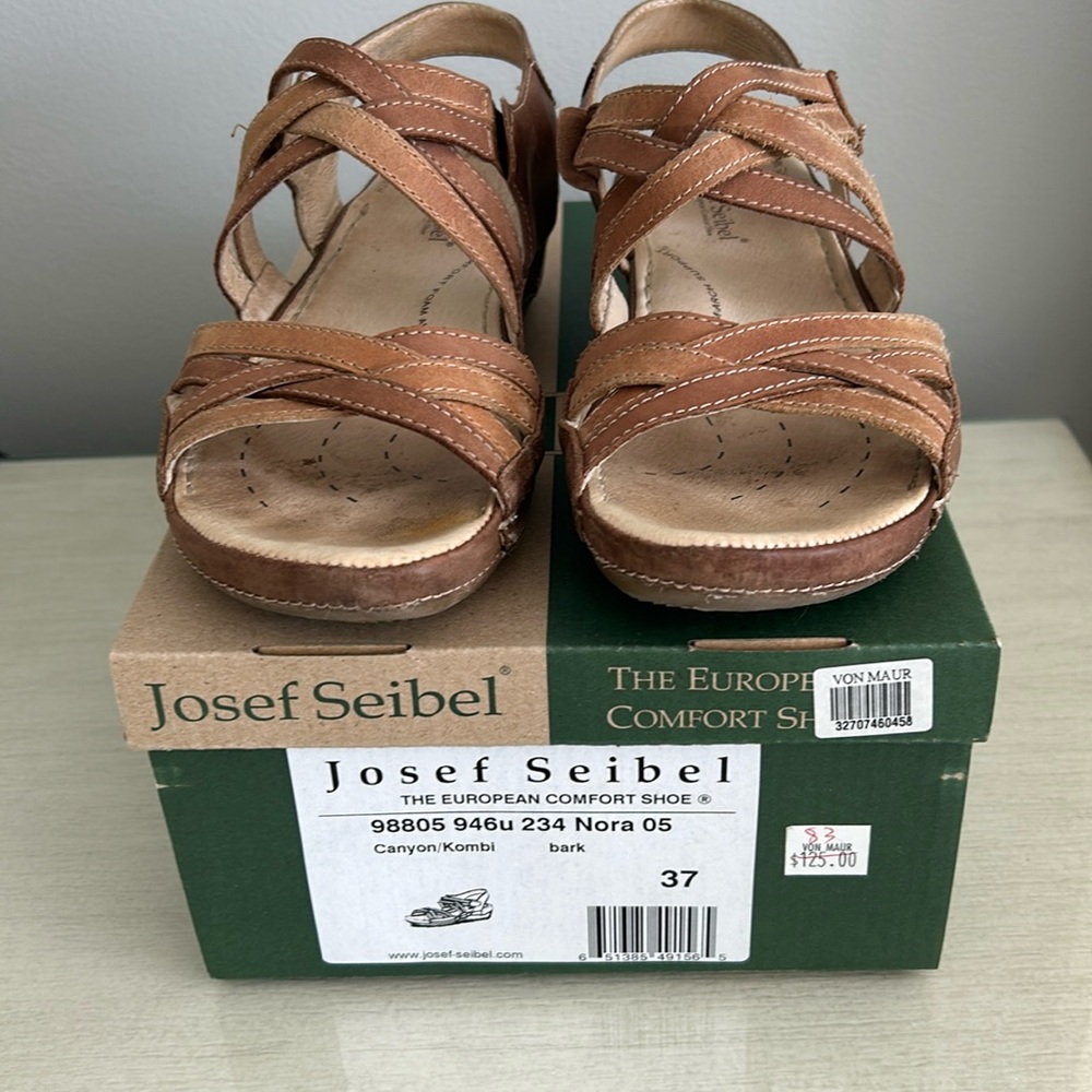 Women’s Sandals Size 37 6 1/2 Josef Seibel The European Comfort Shoe